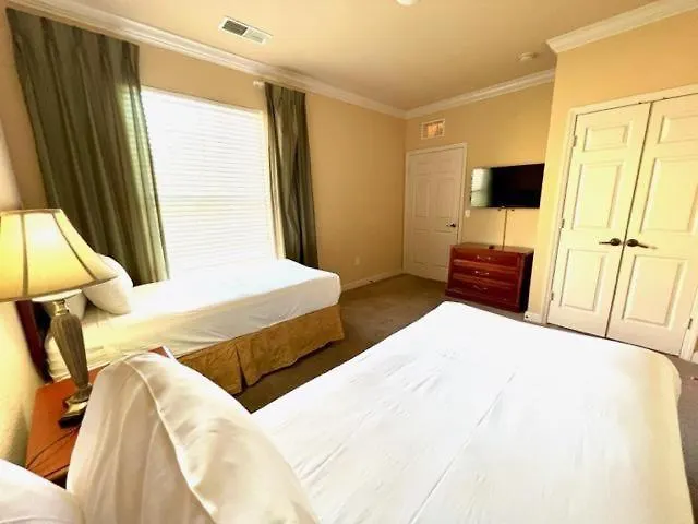 Relaxing 3 Bed Condo In Tuscana Resort Condo Davenport United States