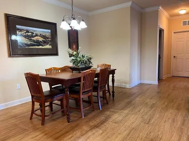 Relaxing 3 Bed Condo In Tuscana Resort Condo Davenport